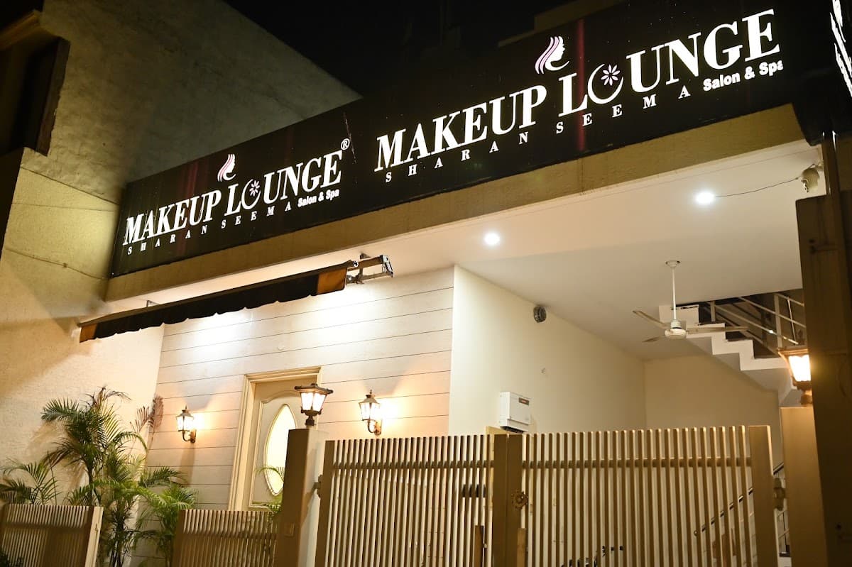Makeup Lounge
