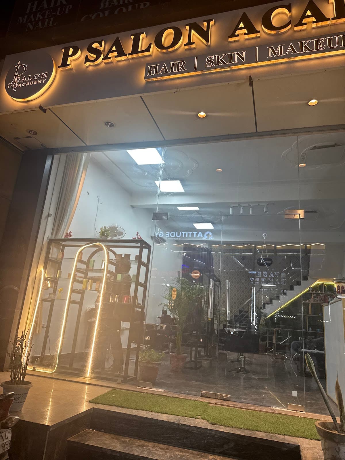 P Salon Academy