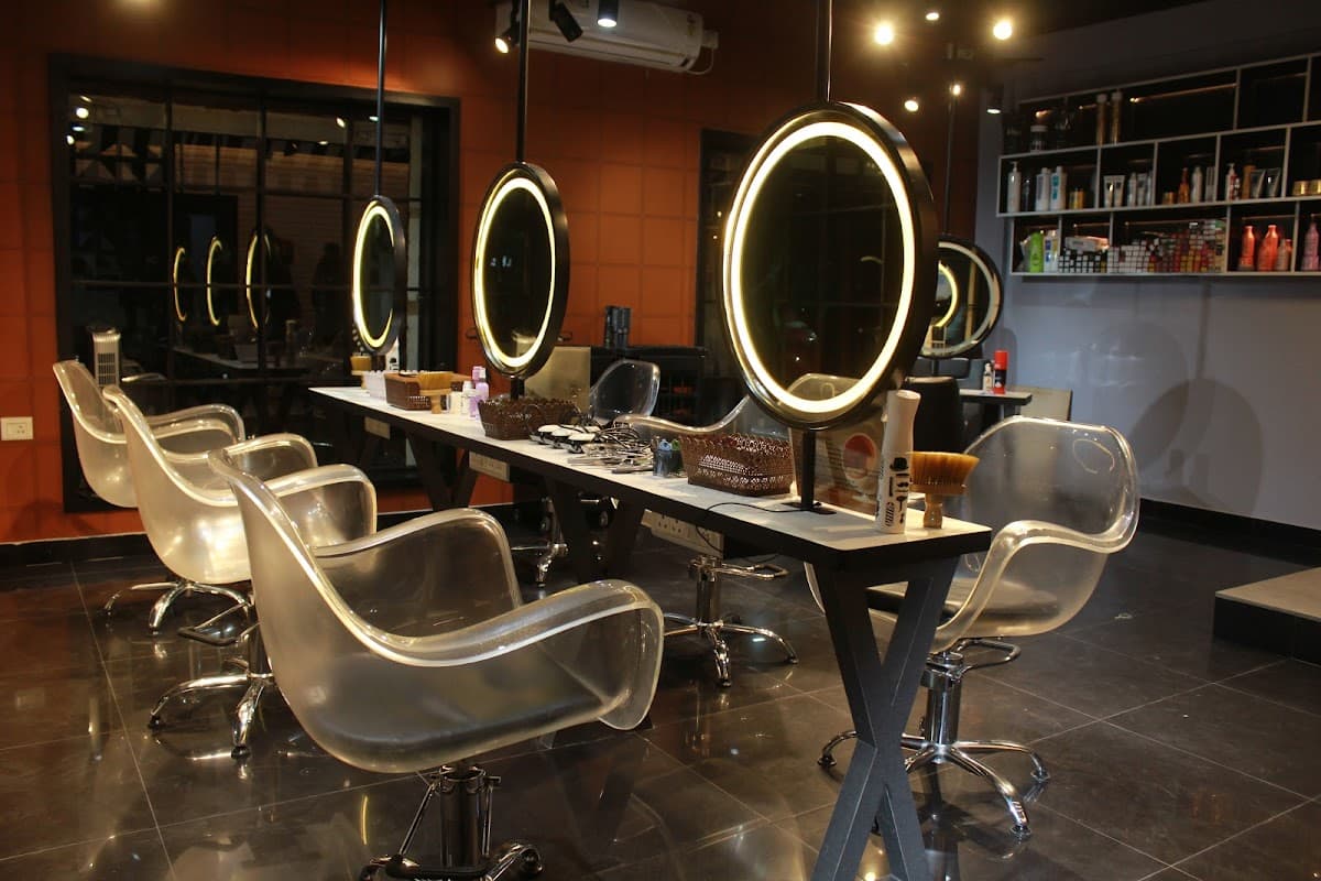 Brockz unisex salon