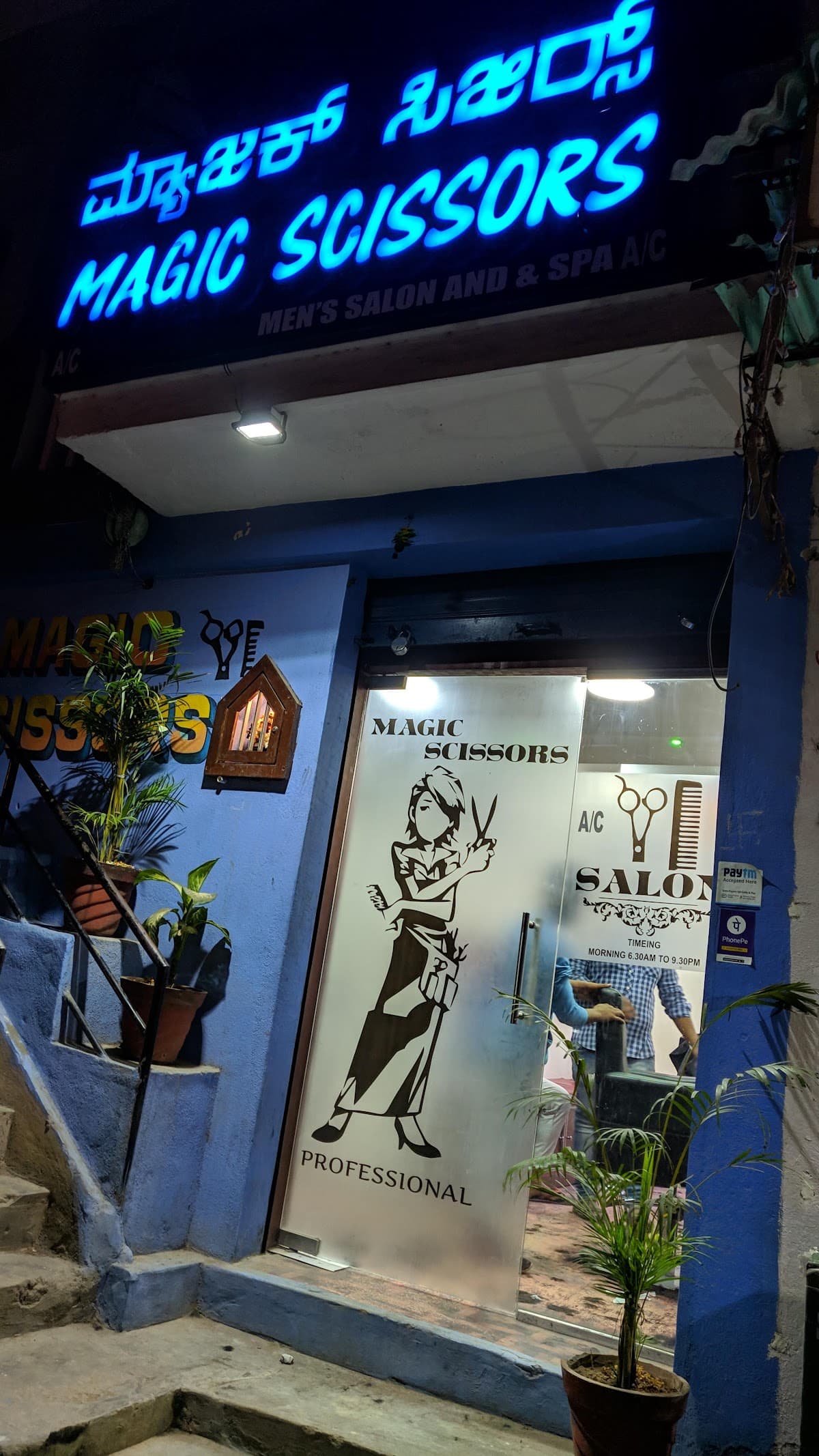 Magic Scissors Mens Salon and spa