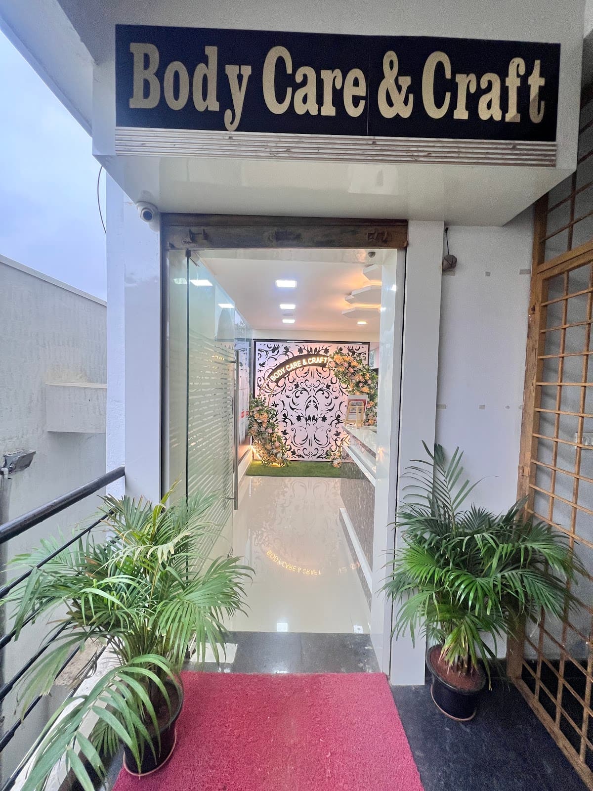 Body Care & Craft – Unisex Salon | Spa And Skin Clinic