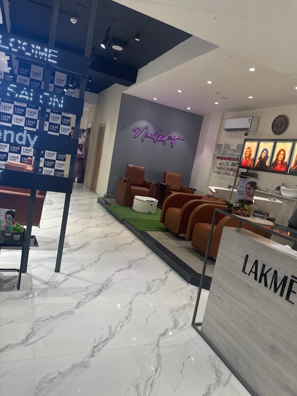 Lakme Salon