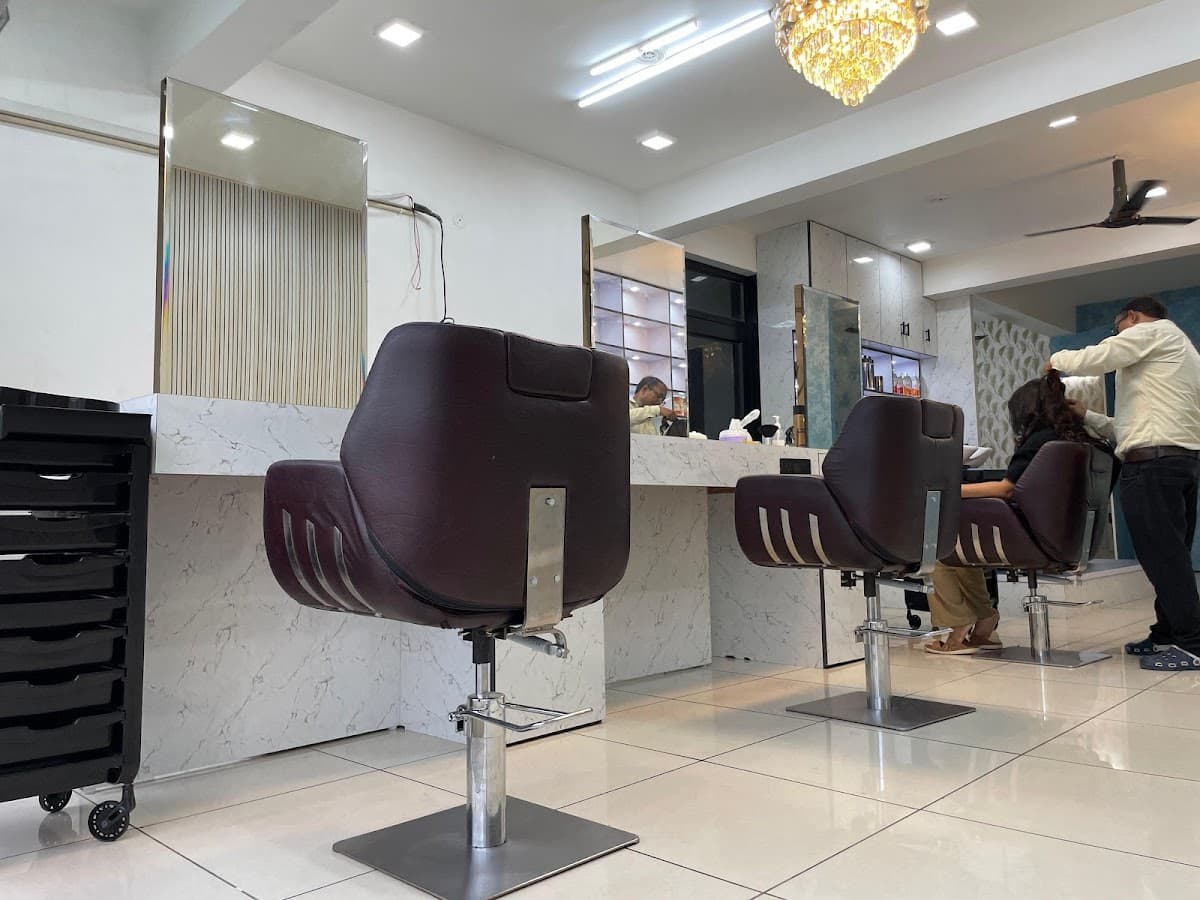 HAIRWORKS LUXURY SALON | UNISEX