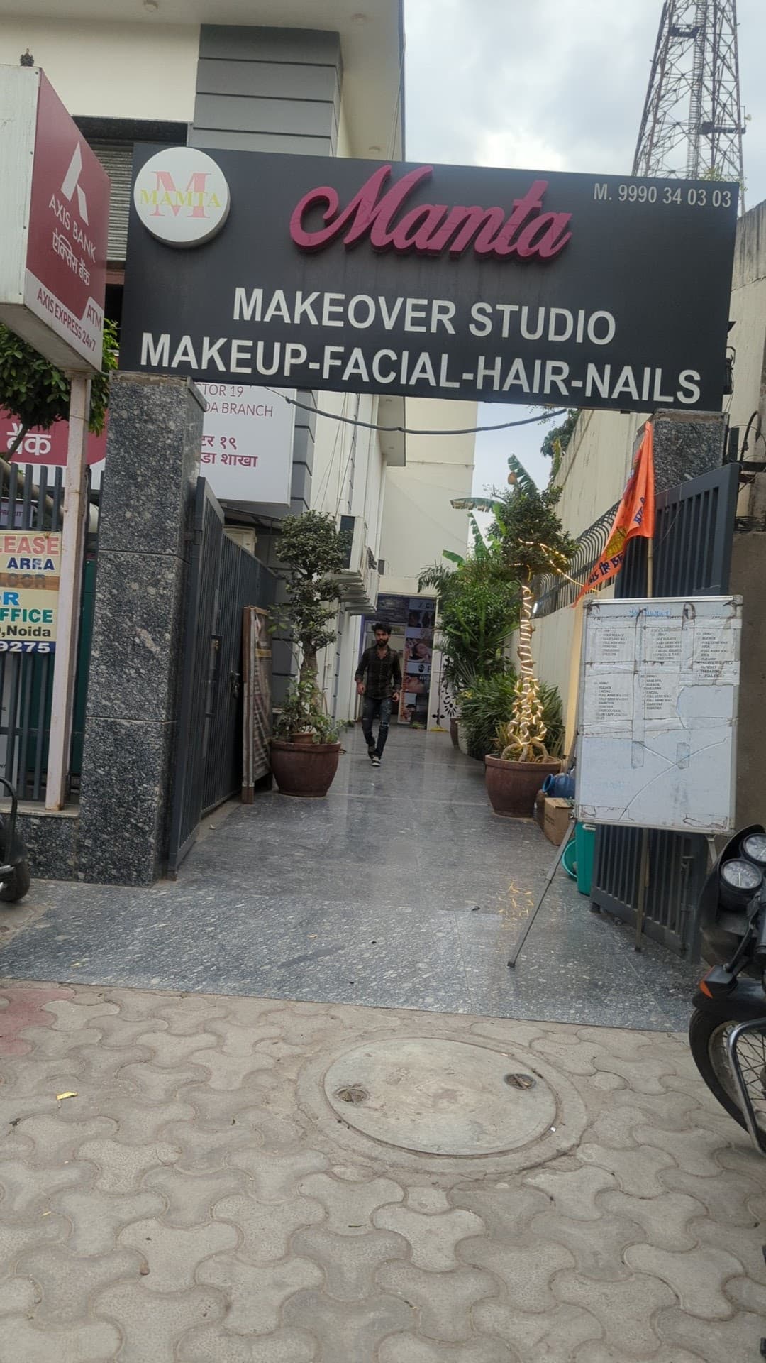 Mamta Makeover Studio - Makeup artist in Noida