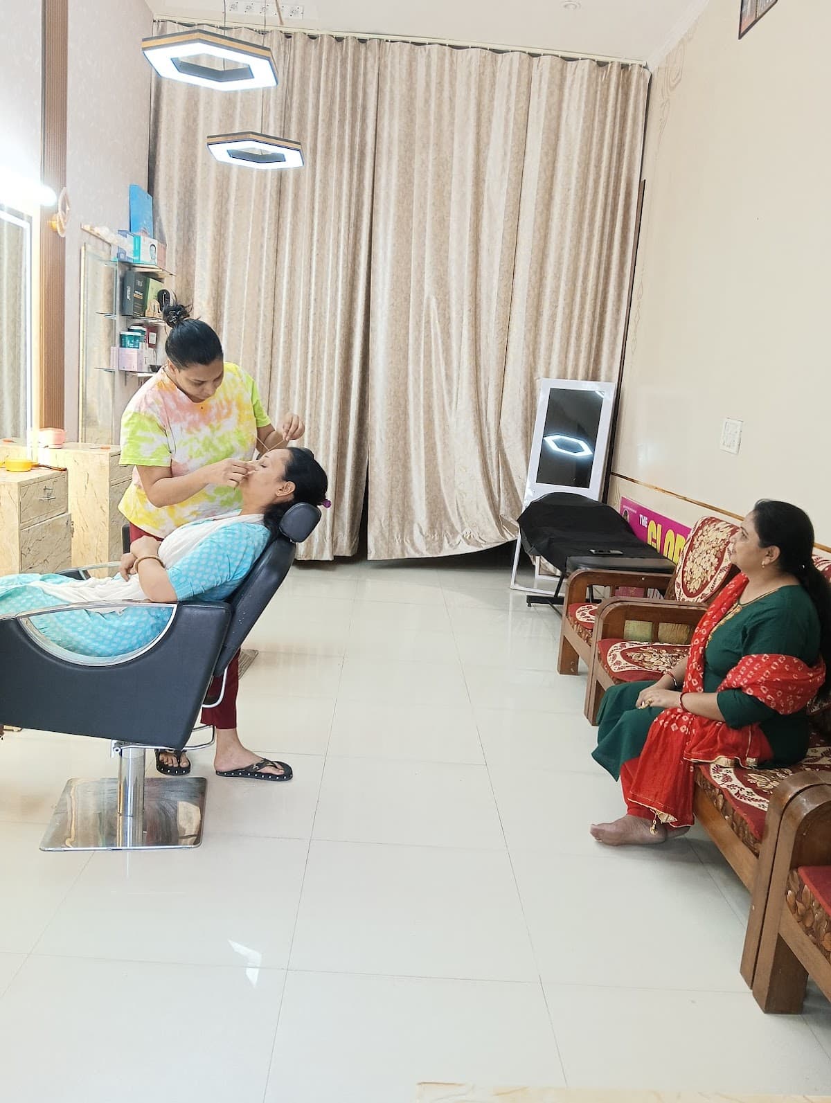 The Glorious Beauty Saloon & Makeup Studio