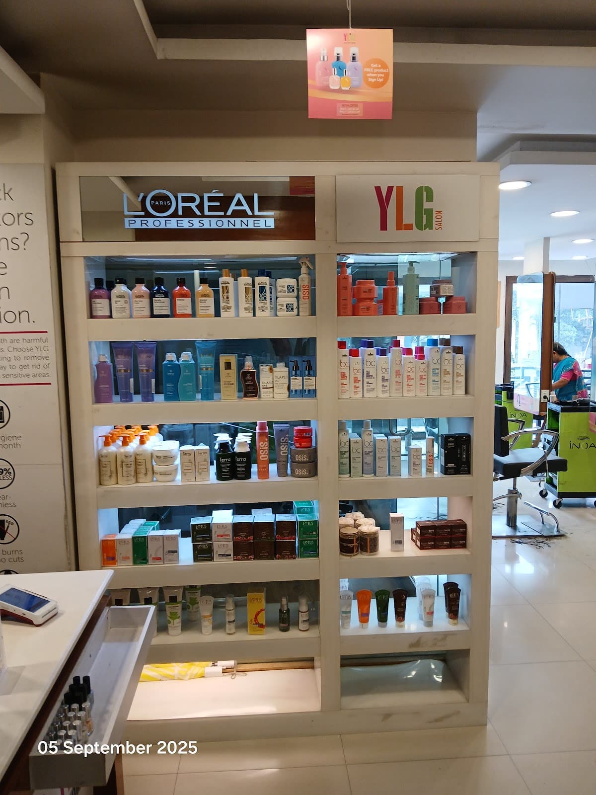 YLG Salon / Bannerghatta