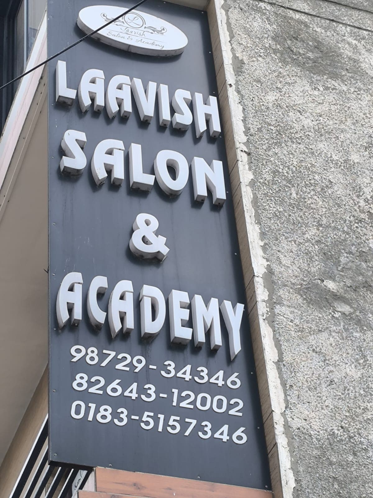 Laavish Salon & Academy