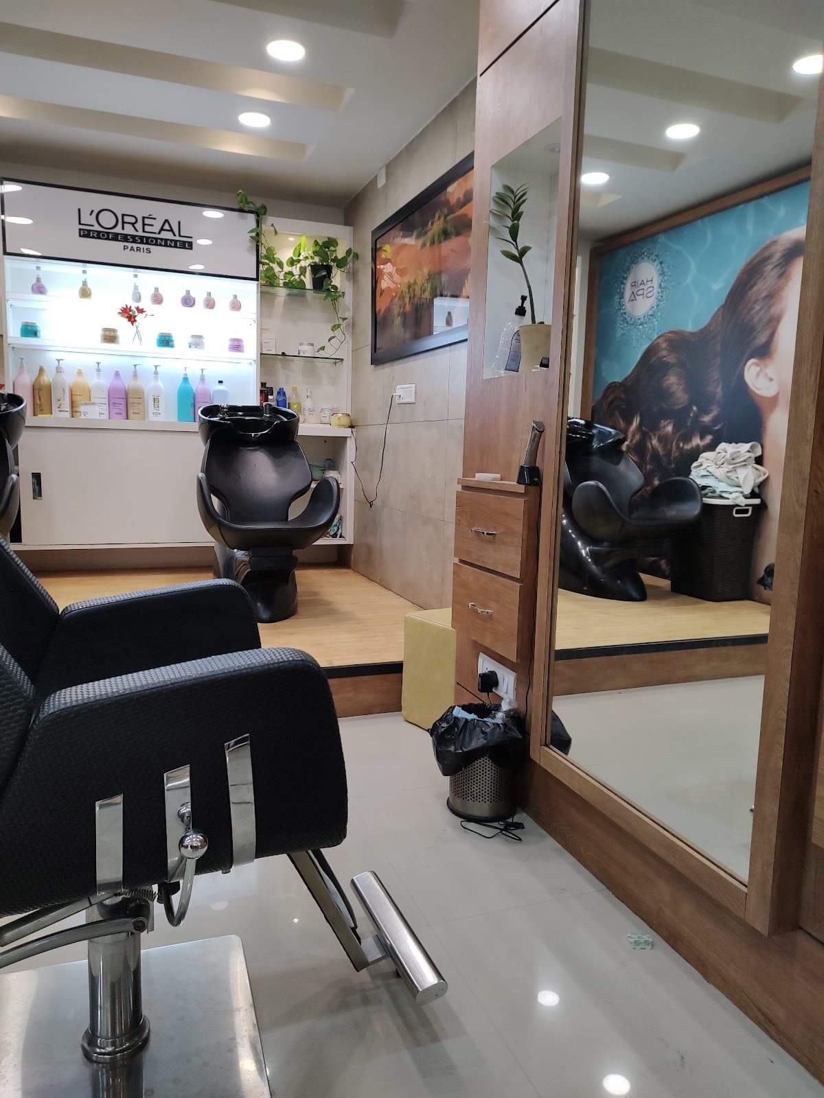 Dreams Unisex Salon