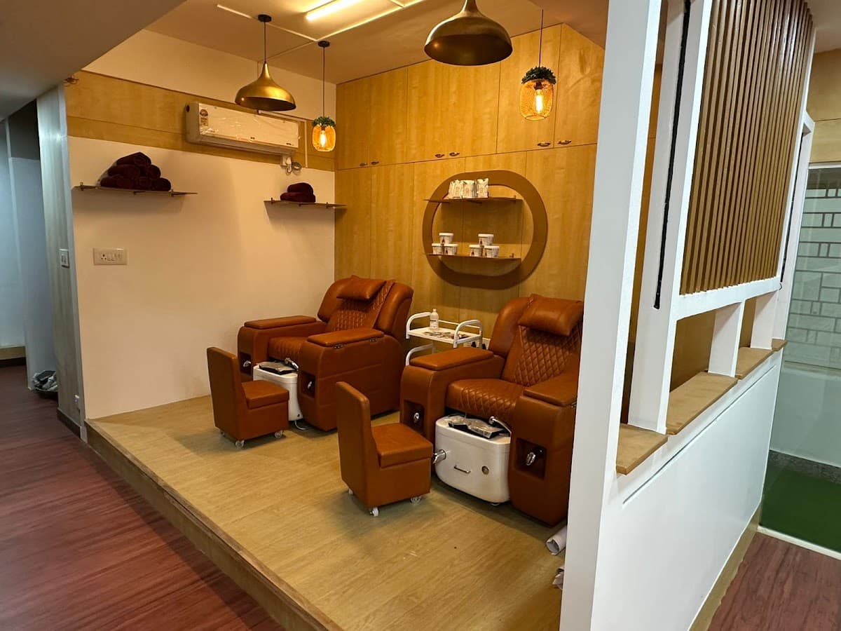 Toni&Guy Essensuals Hairdressing, Malleshwaram
