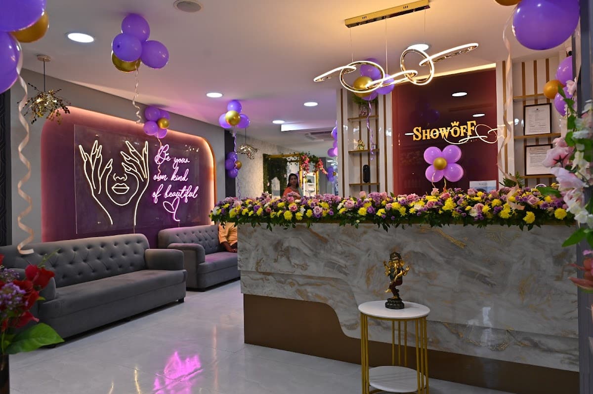 ShowOff Salons Pailayout
