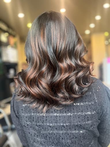 YLG Salon / BEL Road