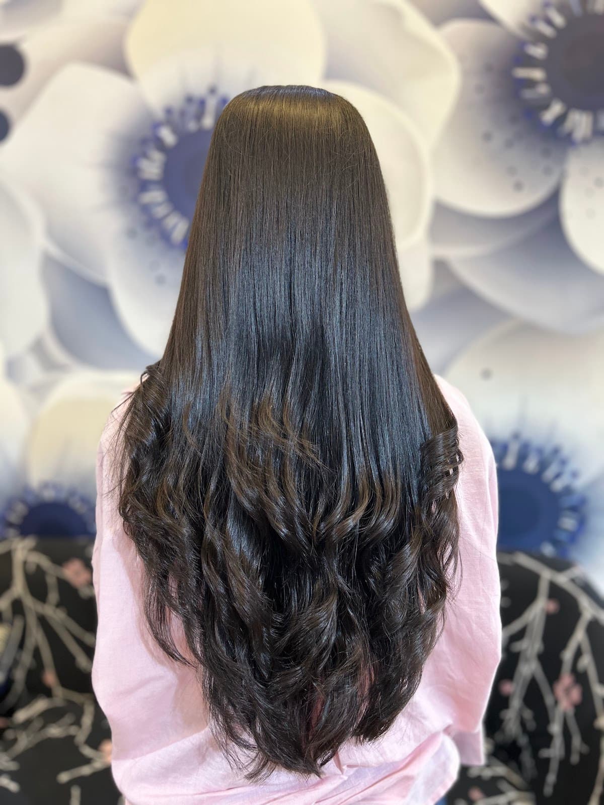 MIRROR & COMB Professional Salon