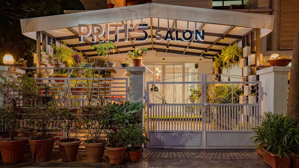 Priti's Salon