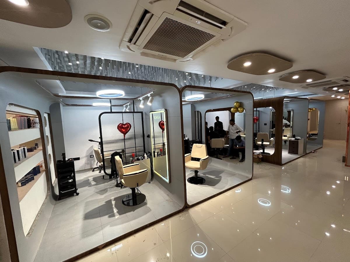 Heaven Salon | best salon in bailey road