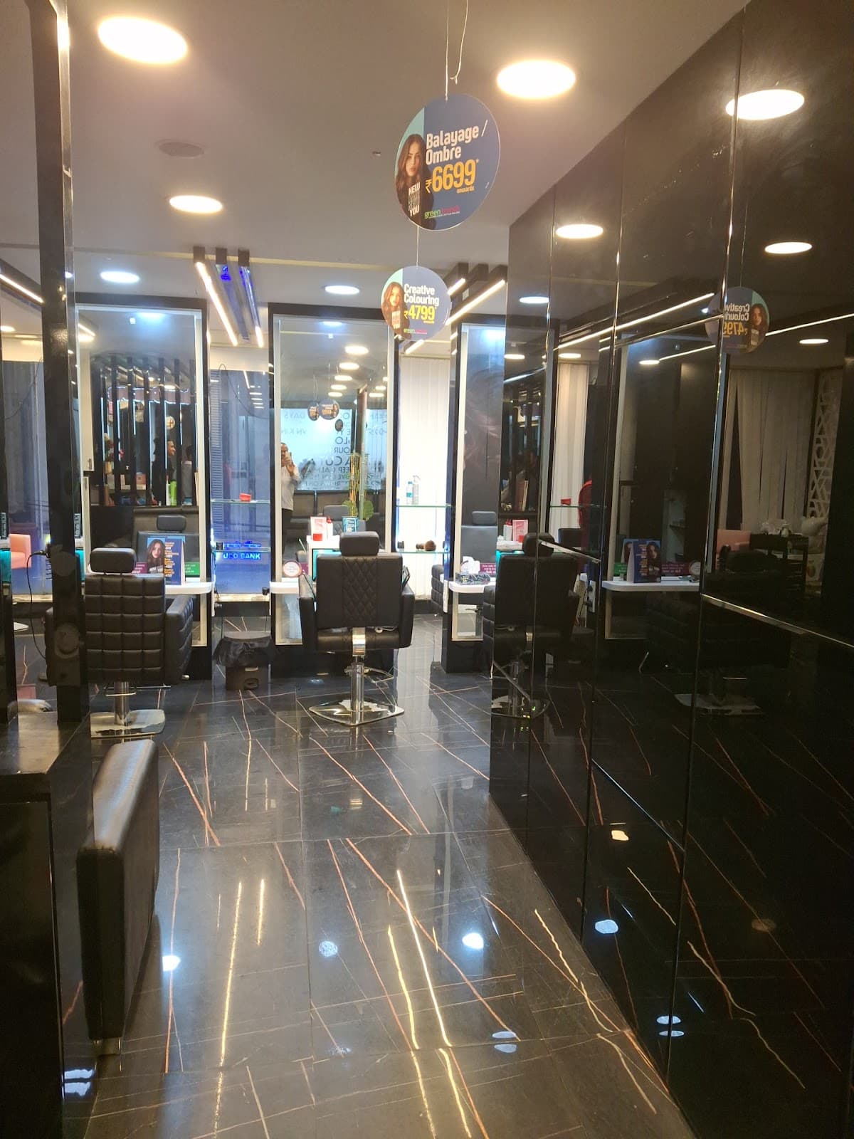 Green Trends Unisex Hair & Style Salon - Bellandur
