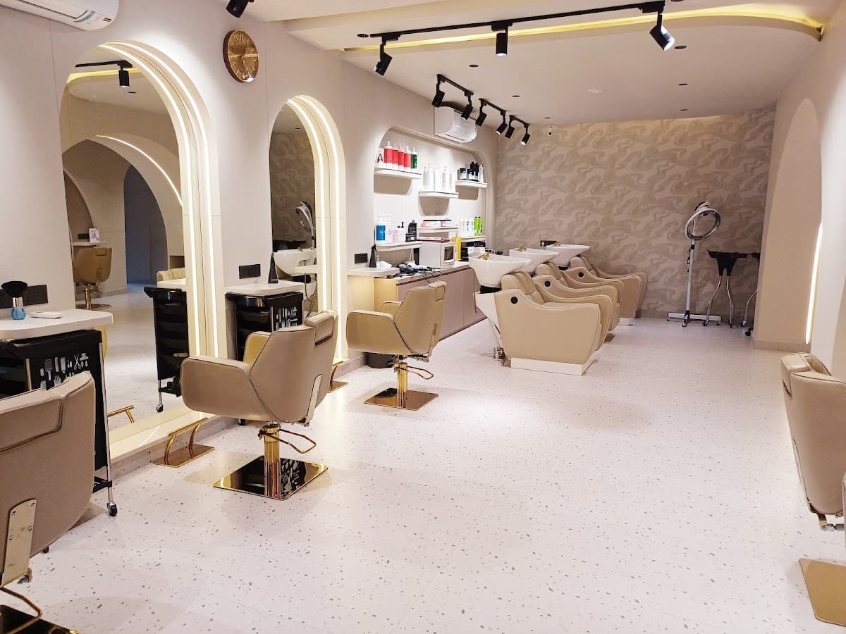 MDM Luxury Salon- Harmu, Ranchi