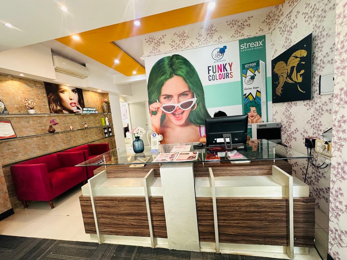 Loren Care Salon , Nails & Spa