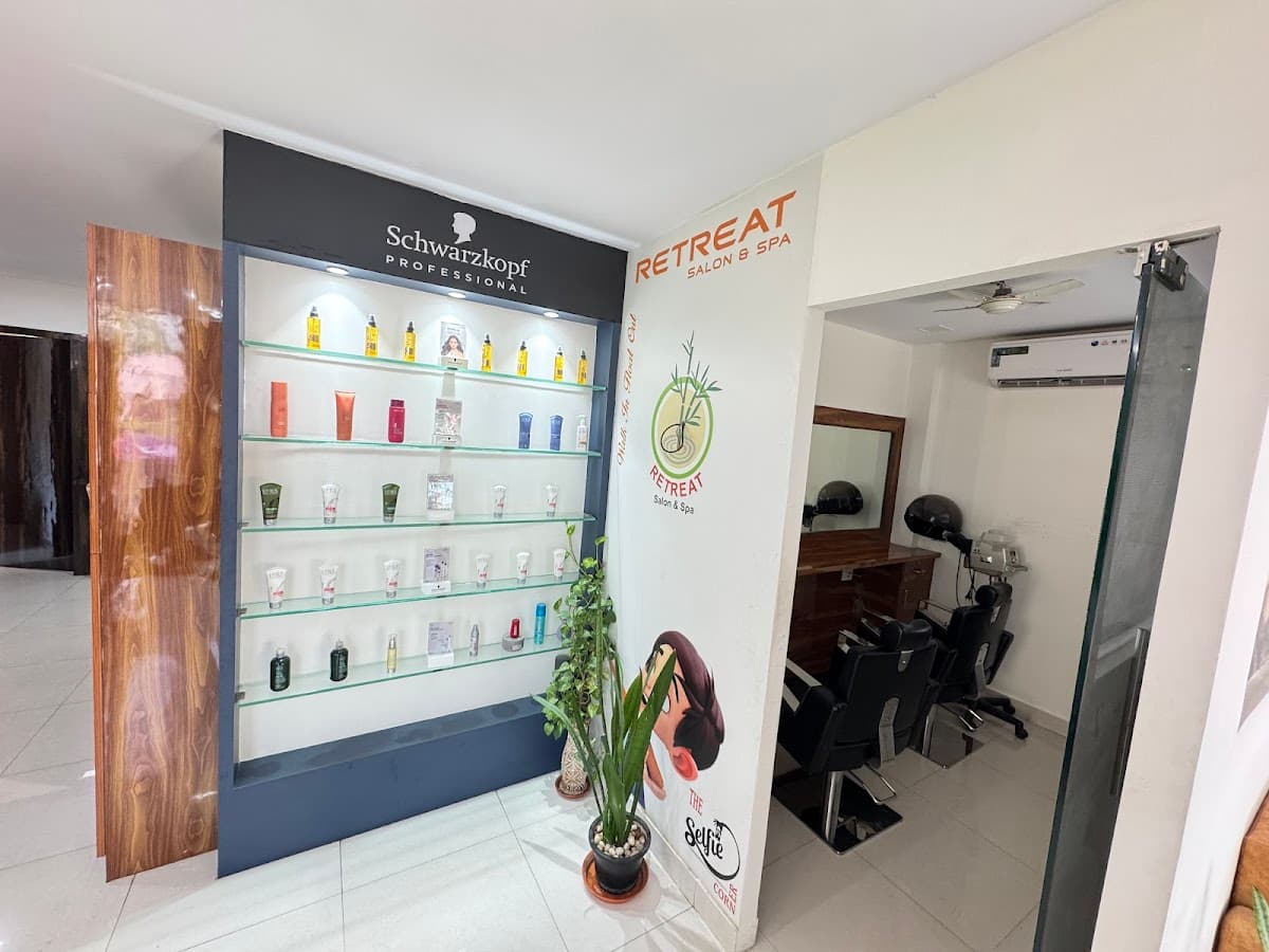 Retreat Salon