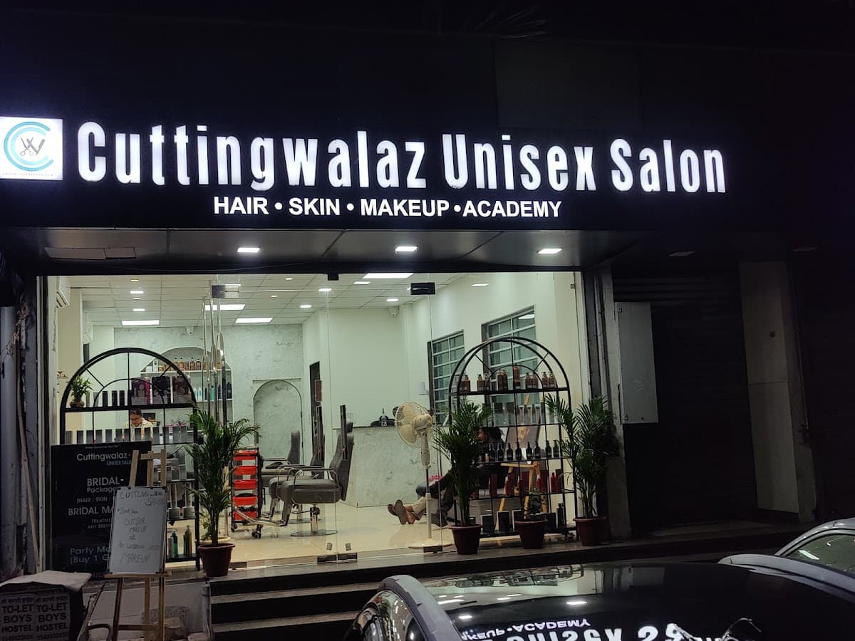 Cuttingwalaz Unisex Salon