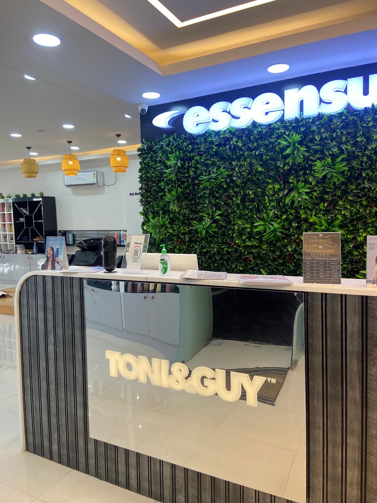 Toni&Guy Hairdressing Essensuals, Bagalakunte