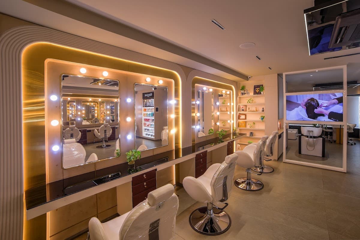 Reflexions Unisex Salon - Since 2007!