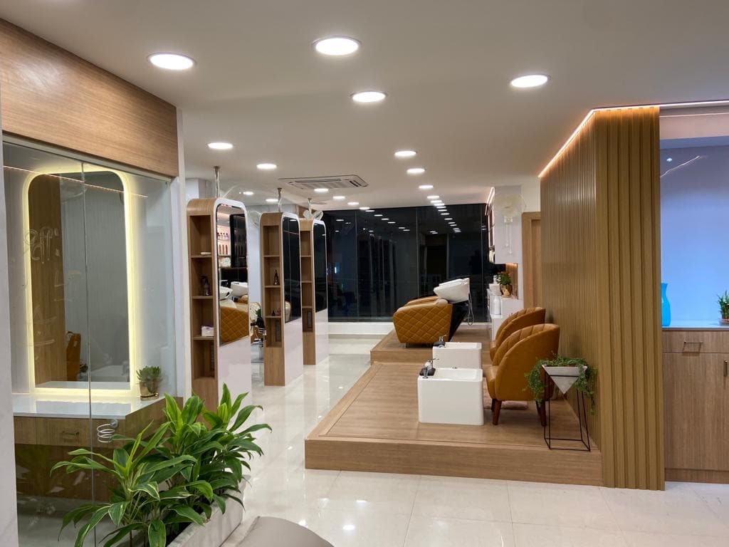Popular Family Salon