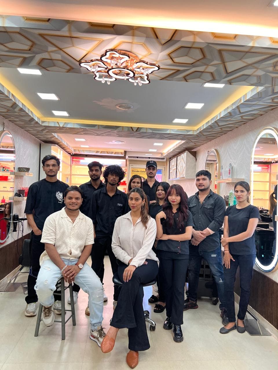 Tutoria Salon & Academy