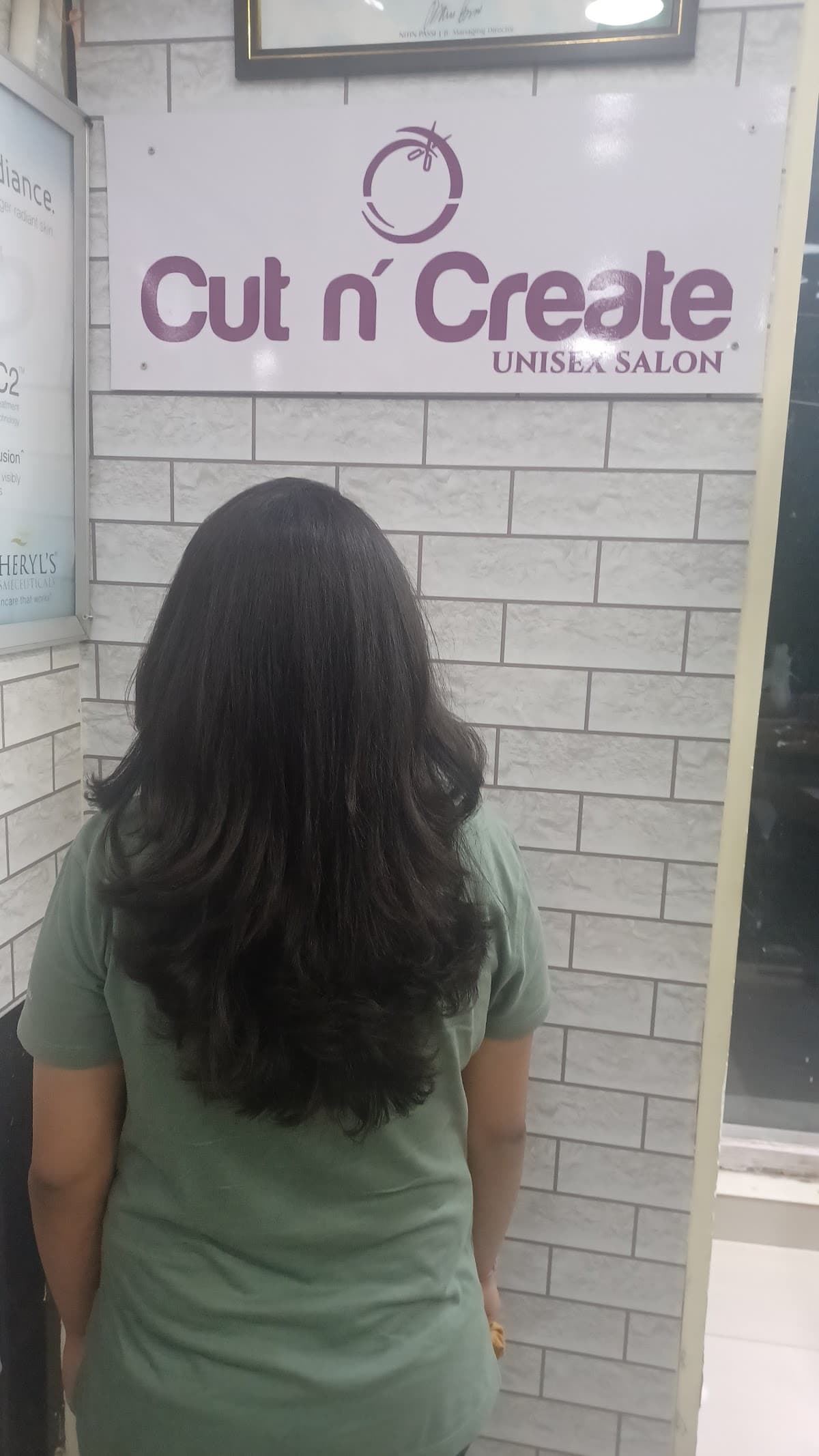 Cut N Create men and women salon