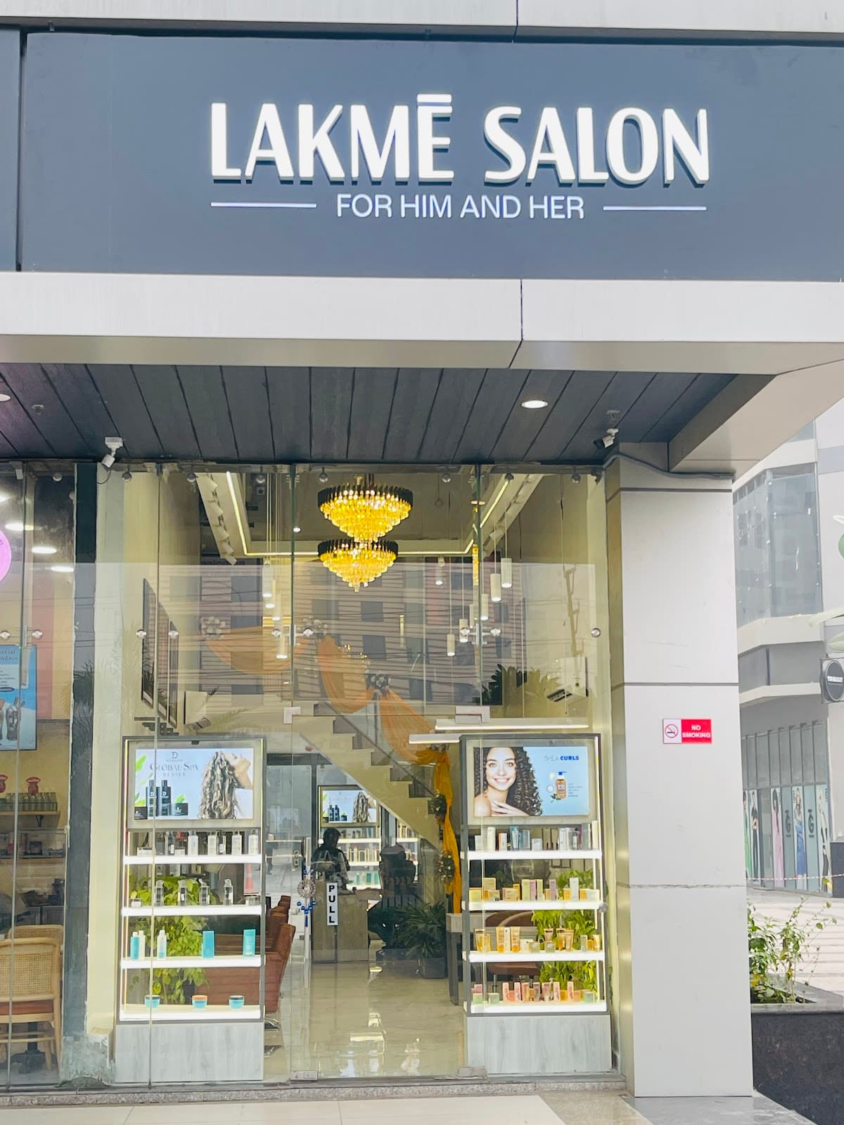 Lakme Salon For Him and Her in Golden I, Greater Noida