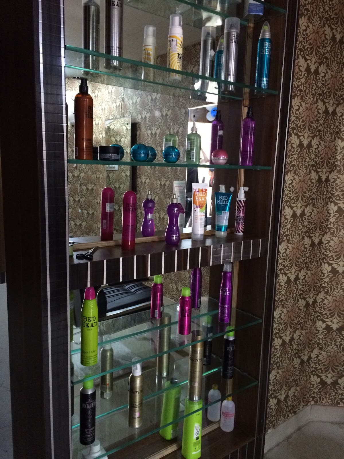 Hair creation salon