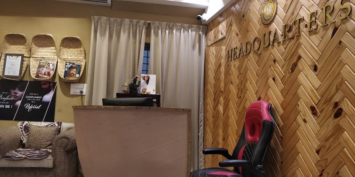 HEADQUARTERS SALON unisex salon