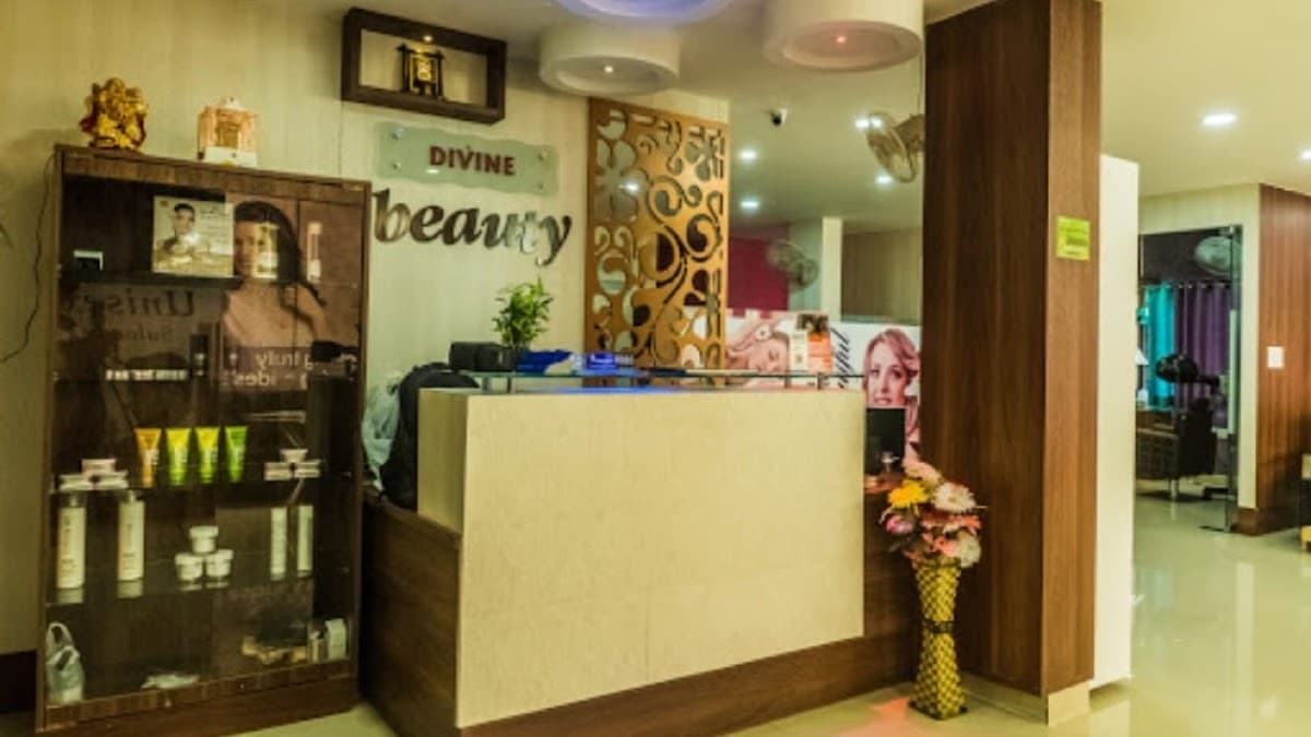 Divine Bliss Unisex Salon HSR