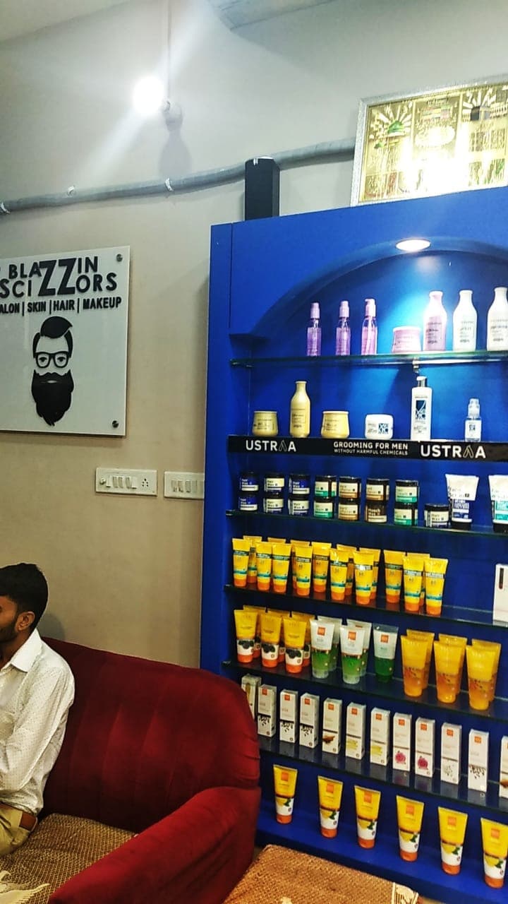 Blazzin Scizzors Salon Barkat nagar