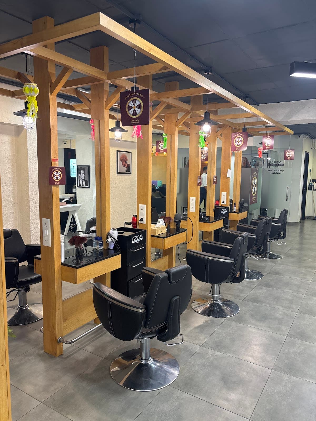 Kapils Salon - Kammanahalli