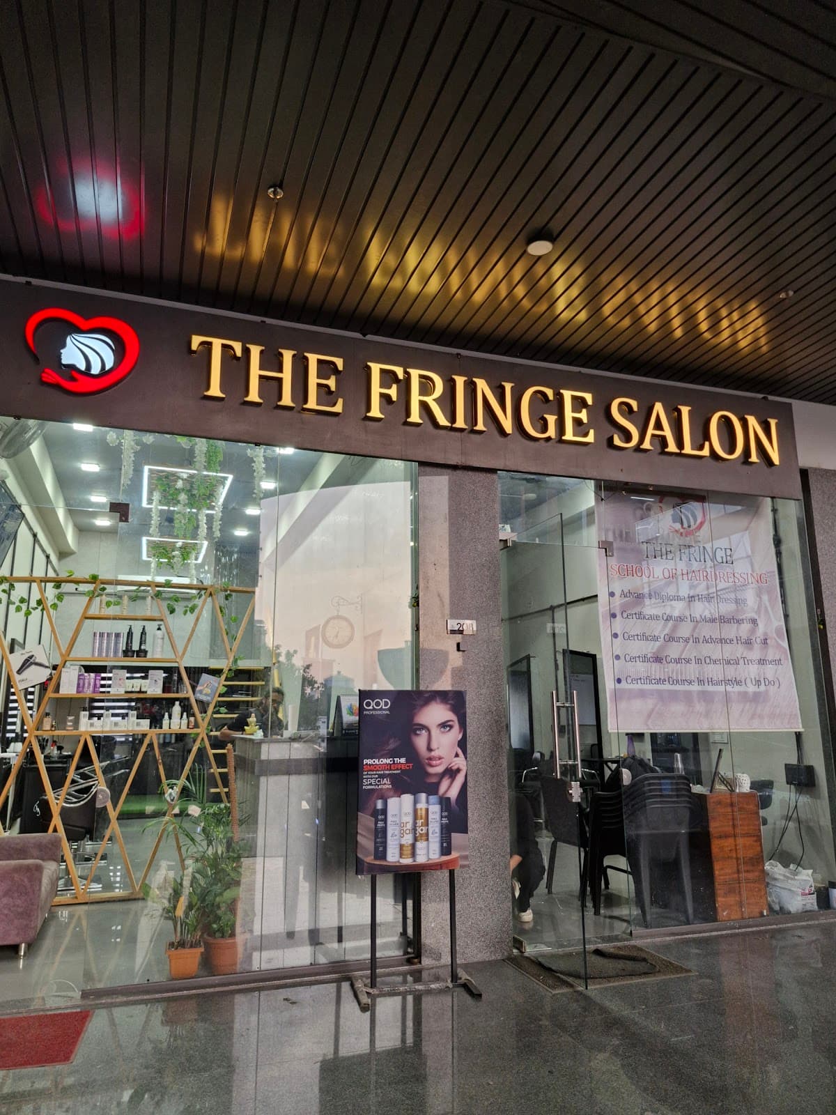 The Fringe Salon And Academy