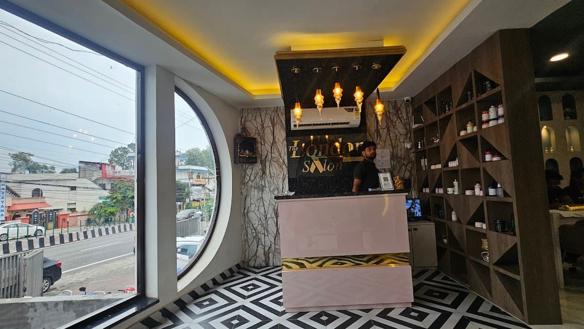 The London Salon, Dehradun