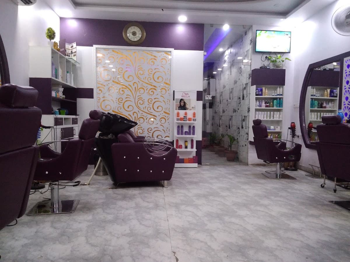 Makeover Unisex Salon & Academy
