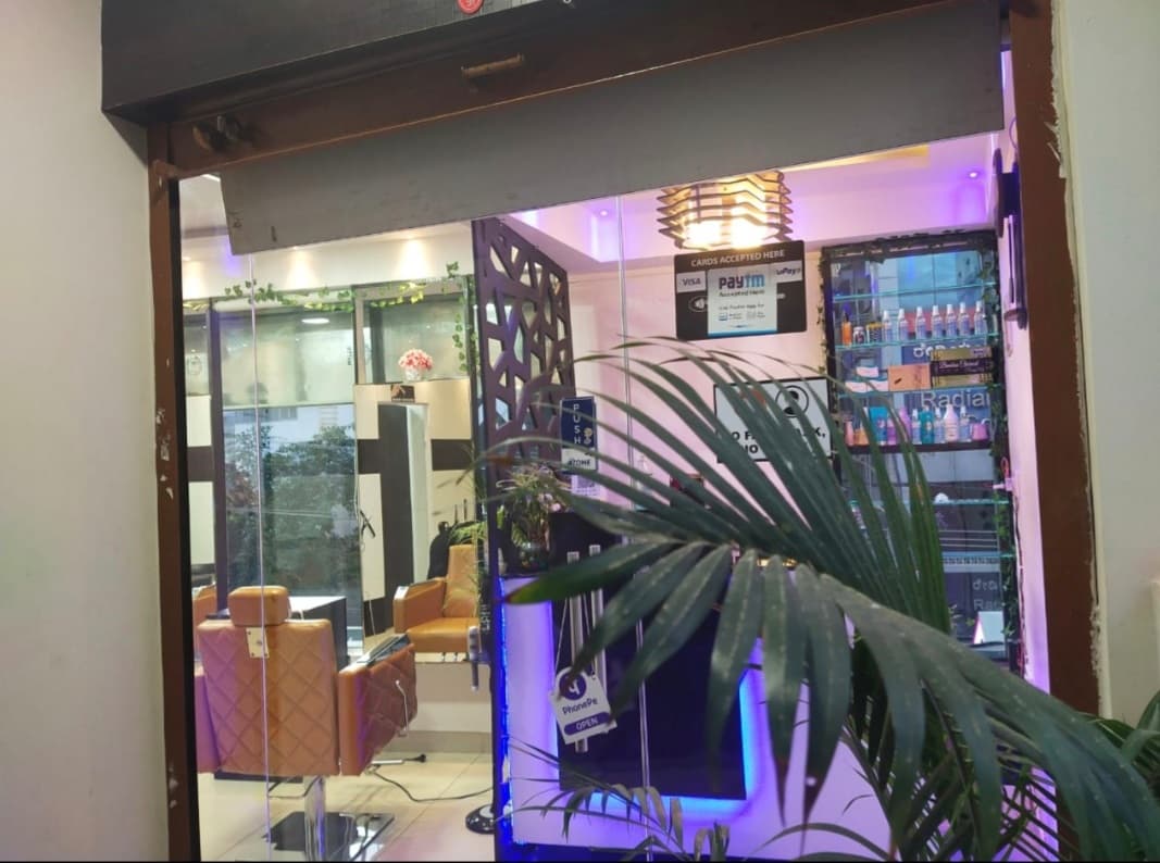 ASVINI UNISEX SALON