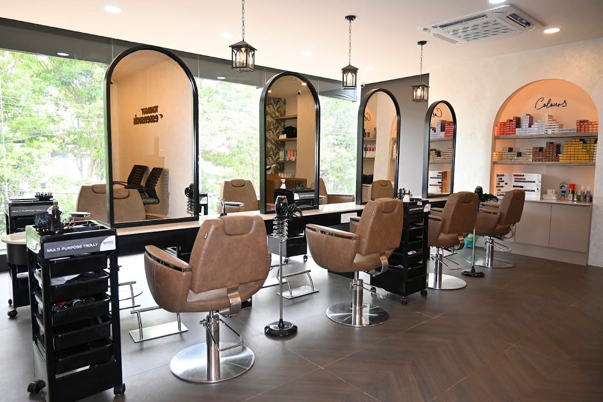 Toni&Guy Essensuals Hairdressing - Medahalli/Seegehalli | Unisex Salon
