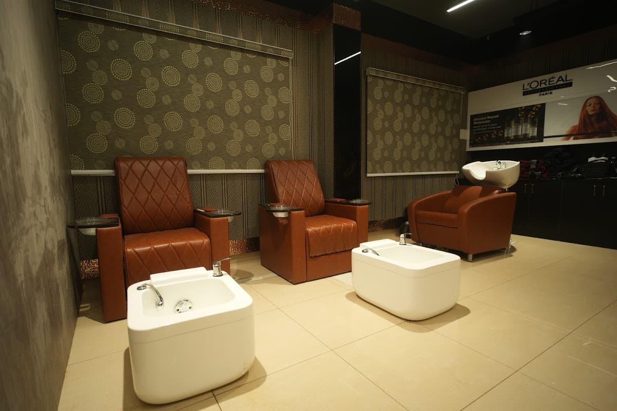 Profile Salon - Unisex Salon & Beauty Parlor | Best Salon in JP Nagar