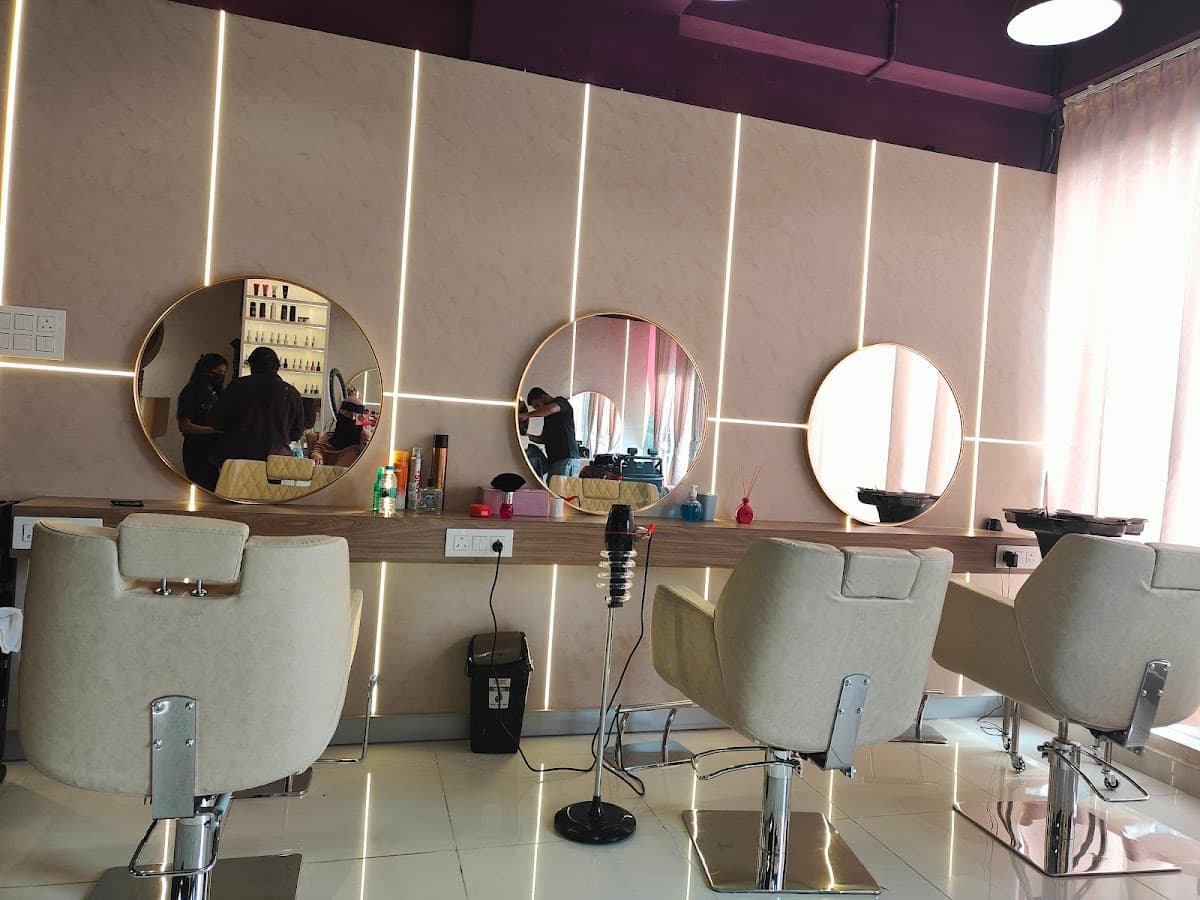 STUDIO11 Family Salon Banaswadi