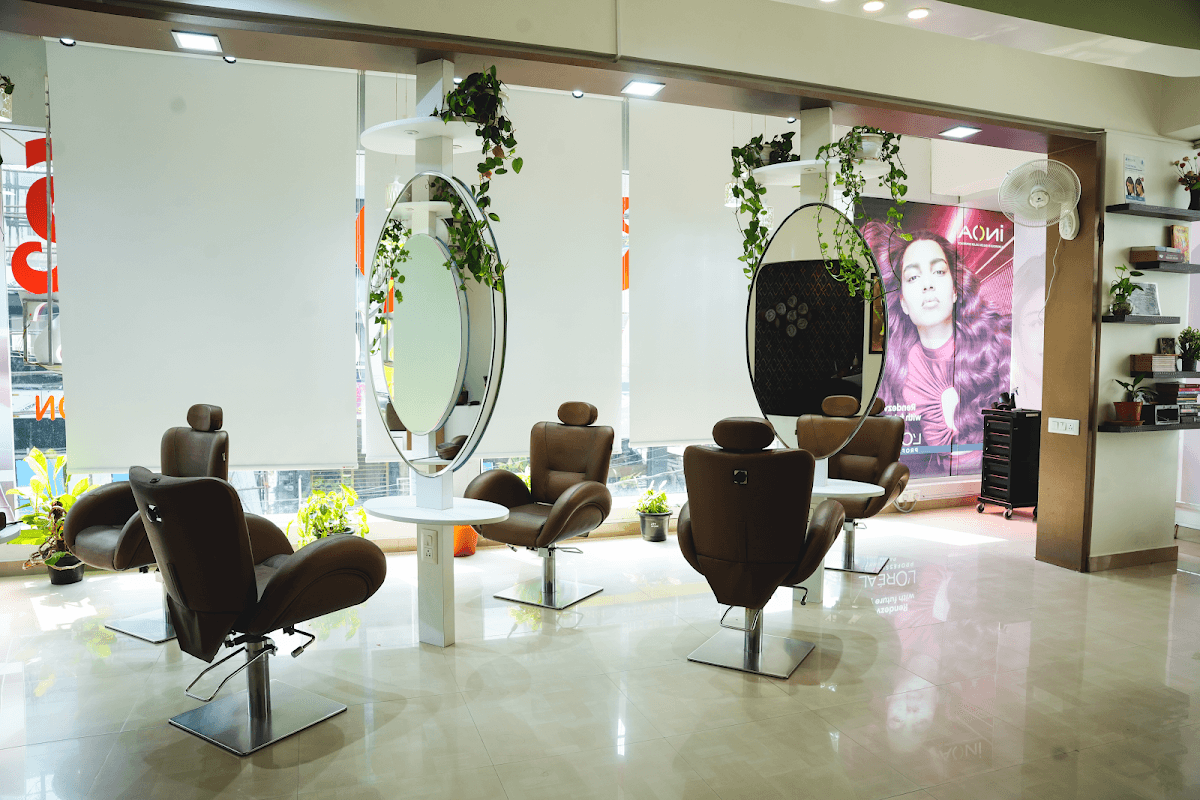 Honeycombs Family Salon