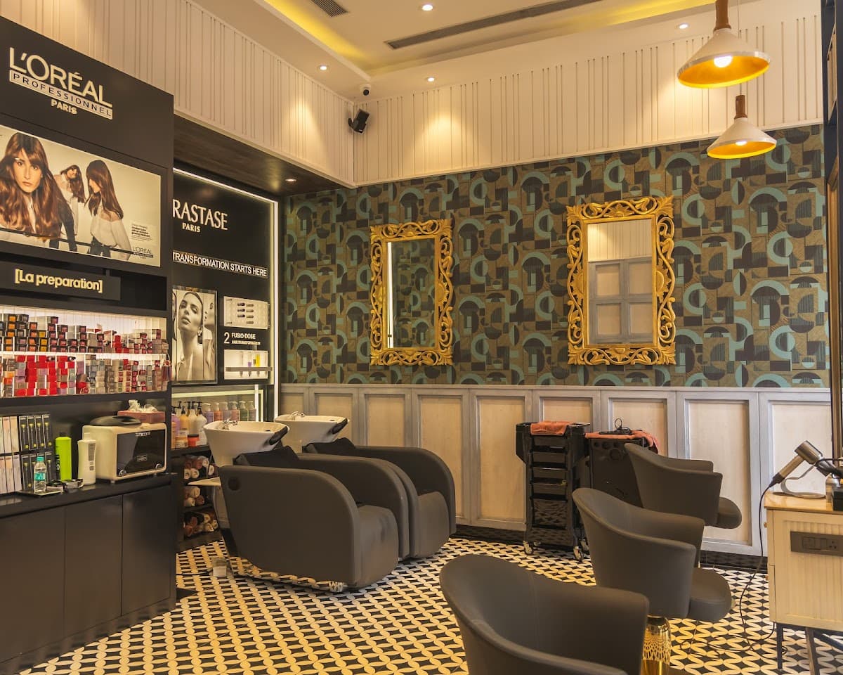 Looks Salon & Spa Anjuna, Goa