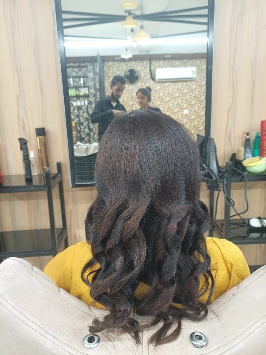 Spark Unisex Salon & Esthetic Clinic
