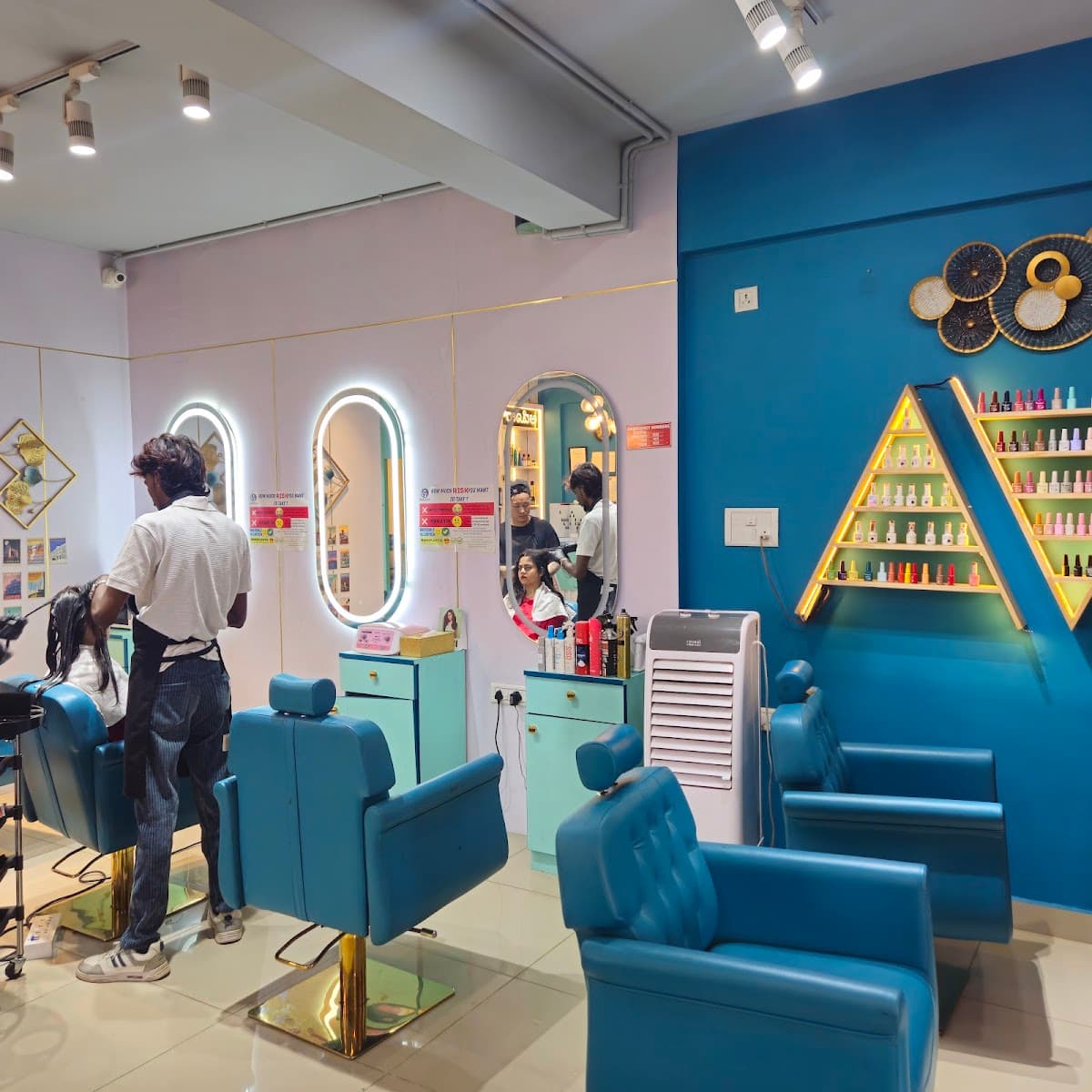 Adore Unisex Salon and Aesthetic Clinic
