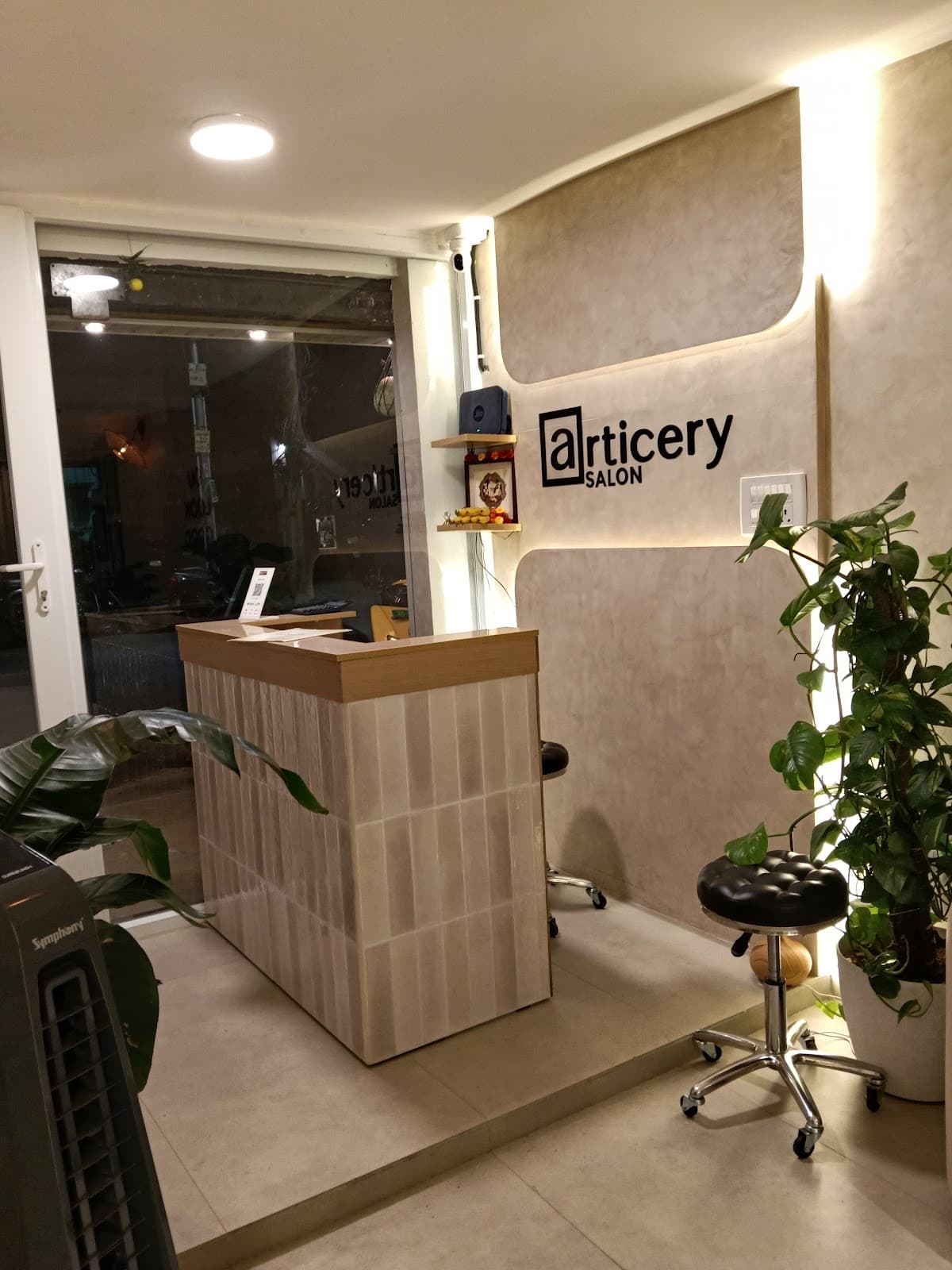L&B Hair & Beauty | Waxing | Keratin | Hair Color | Unisex Salon In Koramangala