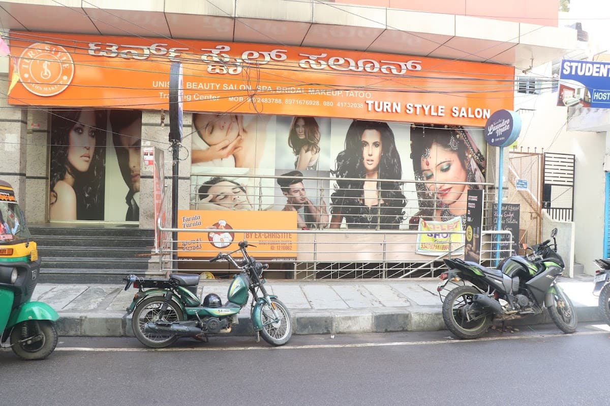 Turn Style Salon