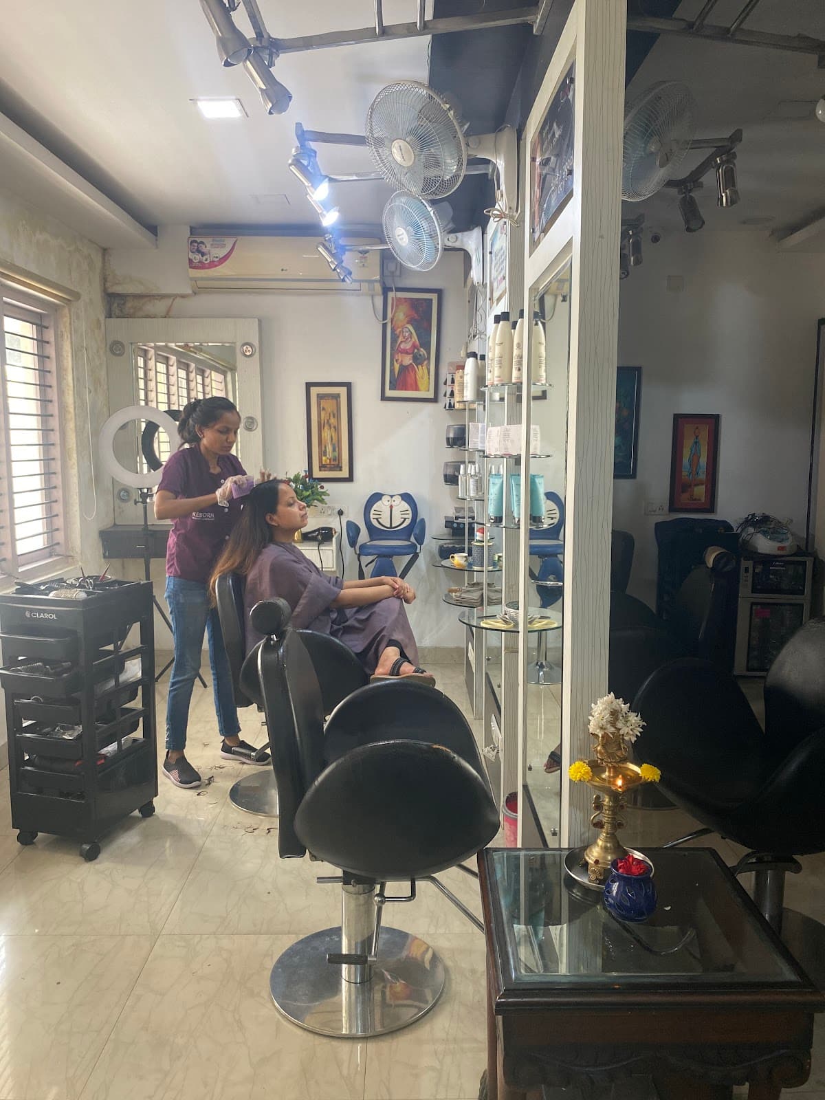 Reborn Beauty Ladies Salon