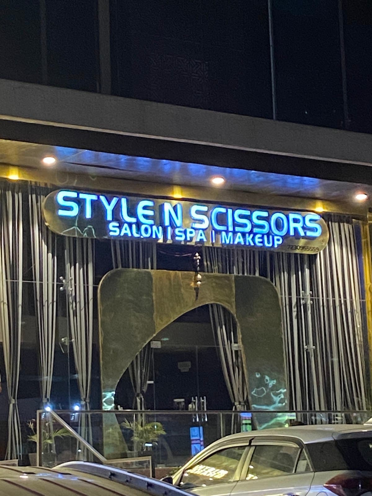 Style 'N' Scissors