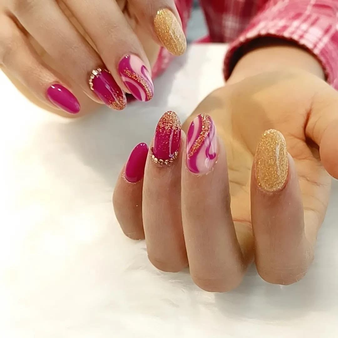 Nail Room